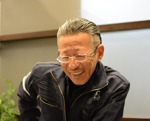 staff_image03-06-2